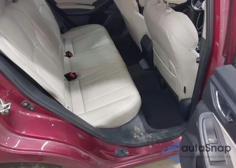 2018 Subaru Impreza 2.0I Limited из США, поврежденный, VIN 4S3GTAT67J3743847